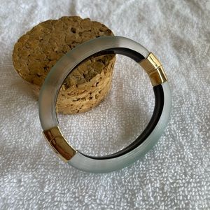 Alexis Bittar Blue Lucite Oval Hinged Bracelet with magnetic clasp - Like New